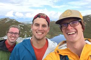 Luther students stop for a selfie while hiking in Norway.