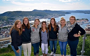 Students pose at the top of the Fløibanen in Bergen